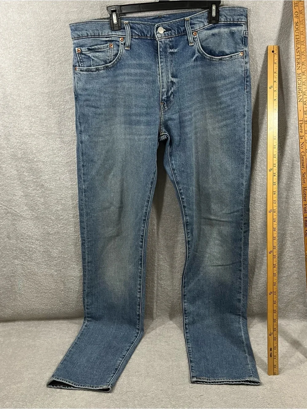 LEVI'S Premium 502 Jeans MENS REGULAR TAPER STRETCH 36 X 38 Light Wash